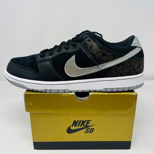 Nike SB Dunk Low Takashi 2