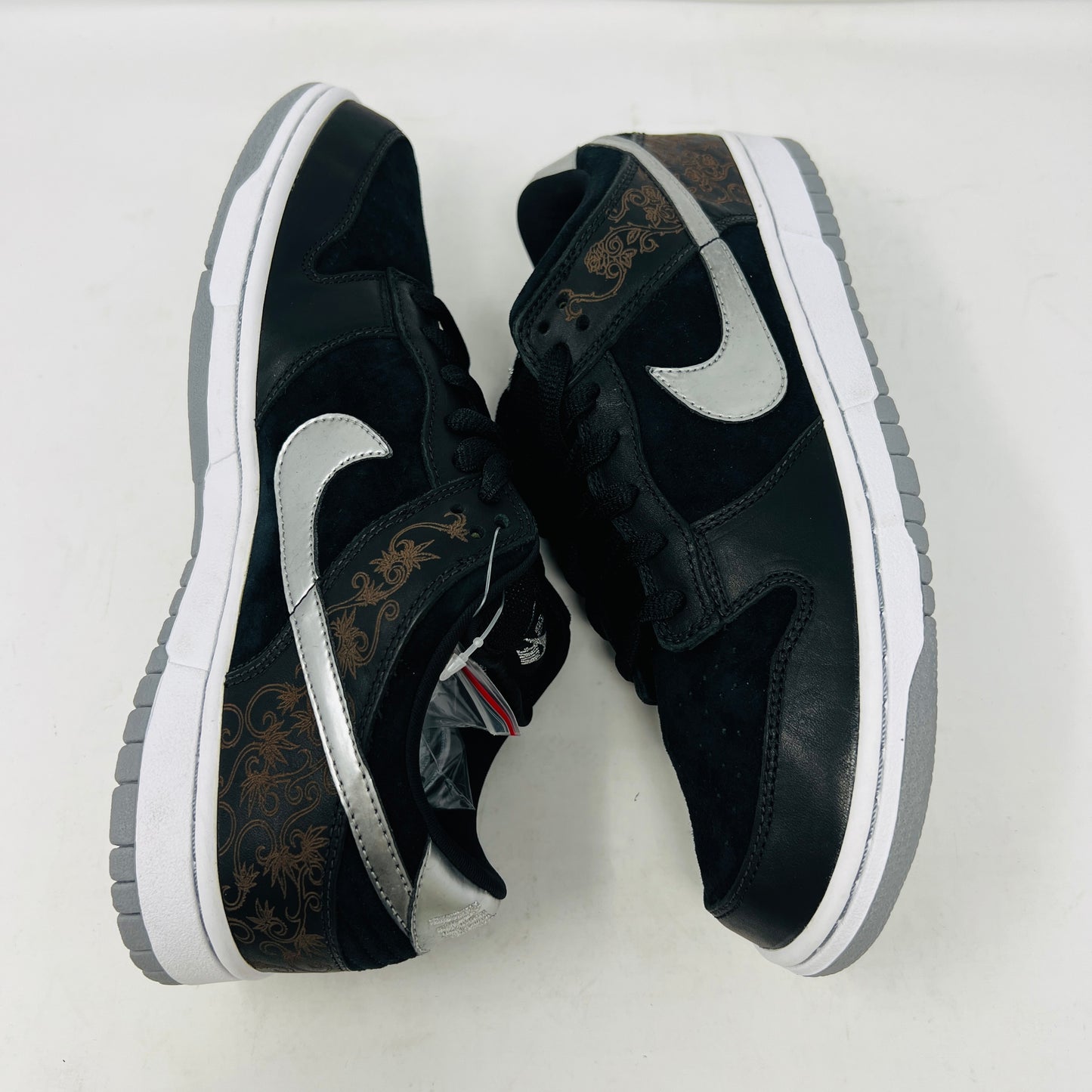 Nike SB Dunk Low Takashi 2