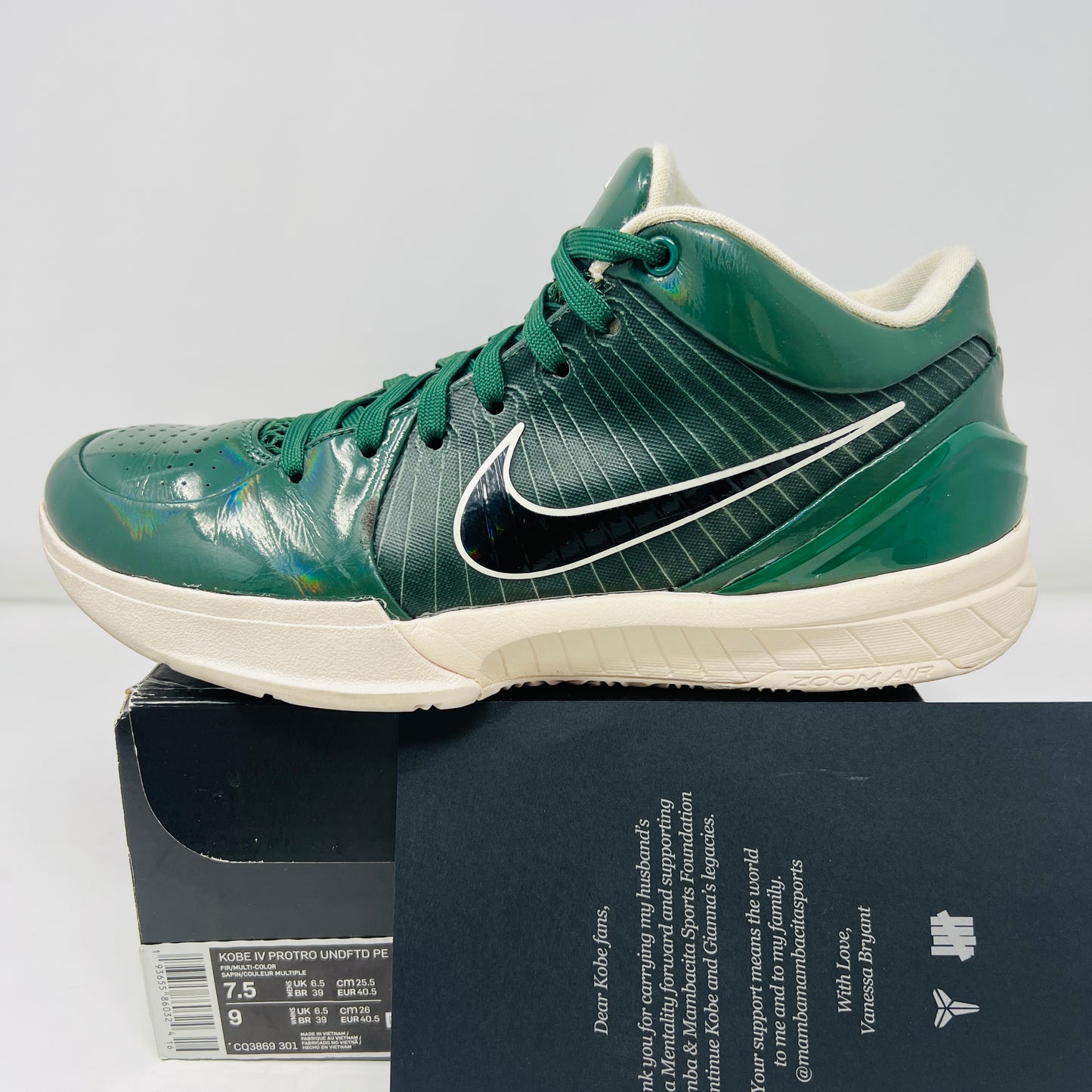 Nike Kobe 4 Protro Undefeated Milwaukee Bucks