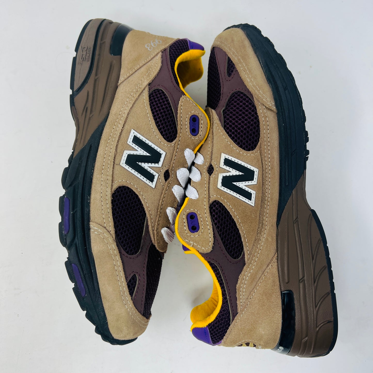 New Balance 993 MiUSA Mushroom Midnight Violet