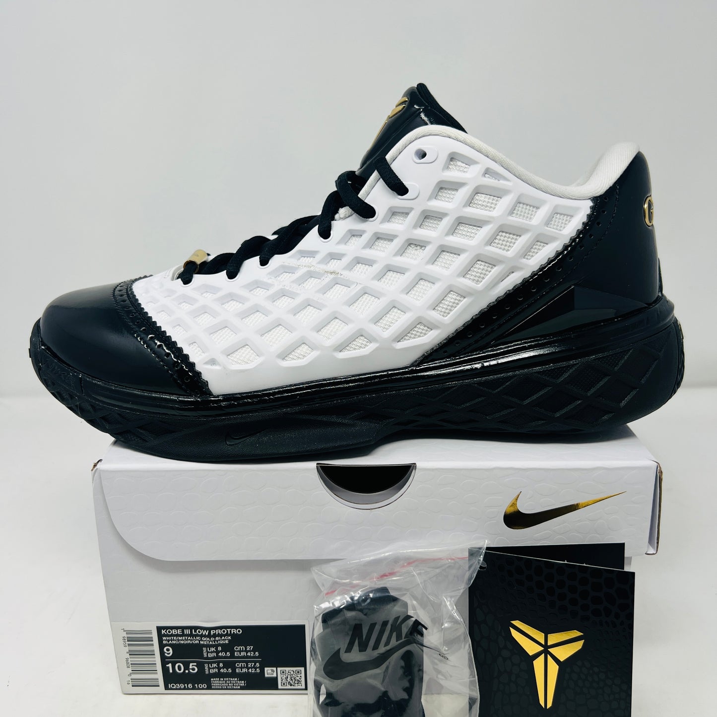 Nike Kobe 3 Low Protro Mambacita