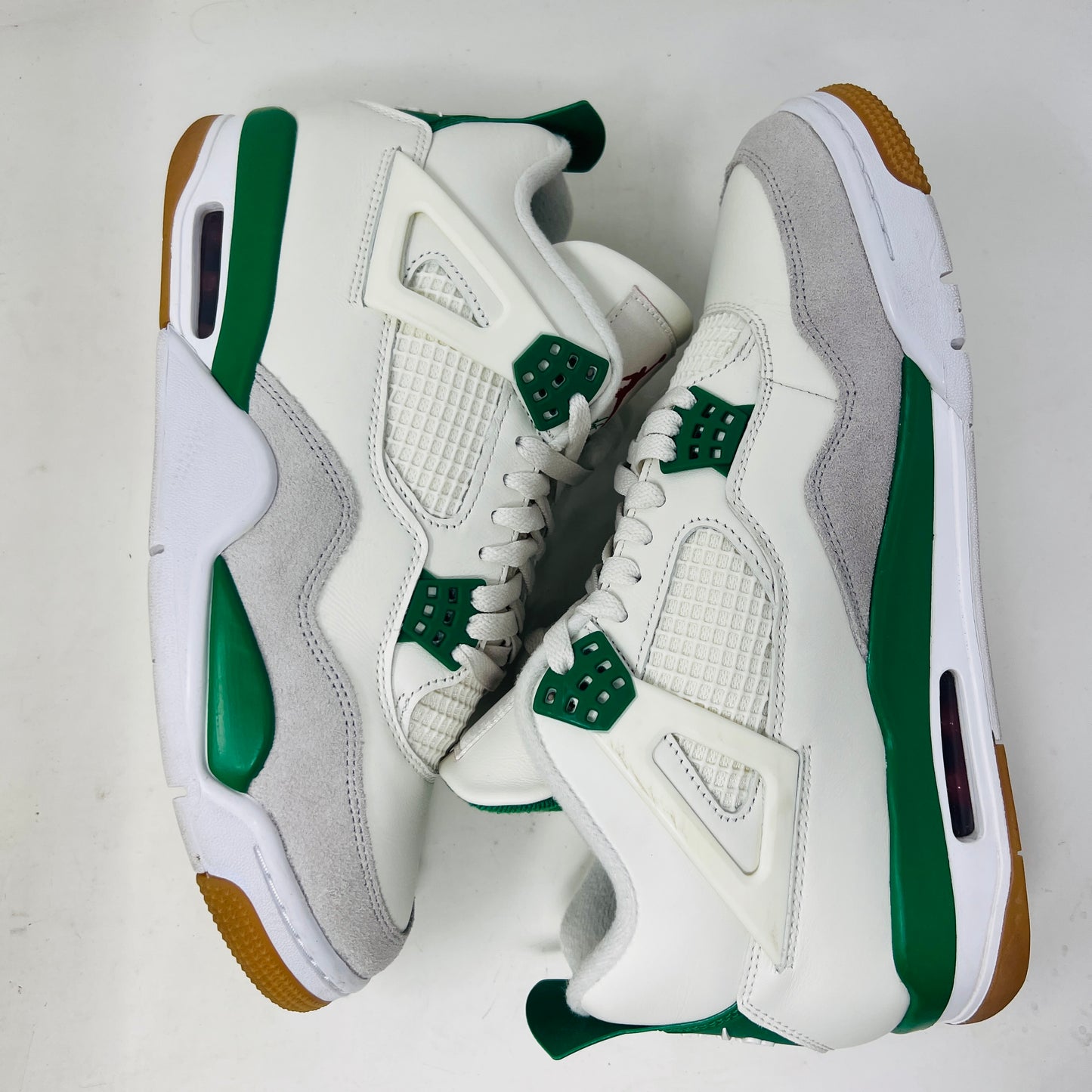 Jordan 4 Retro SB Pine Green