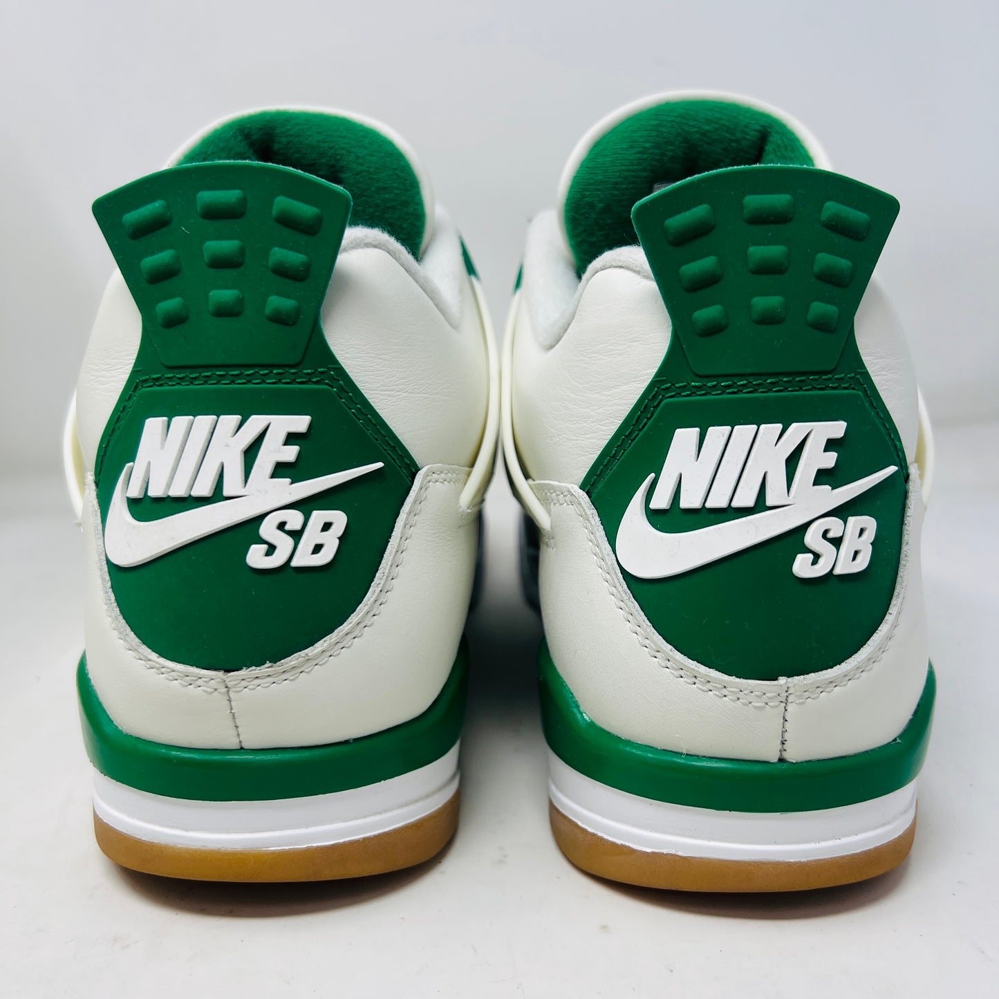 Jordan 4 Retro SB Pine Green