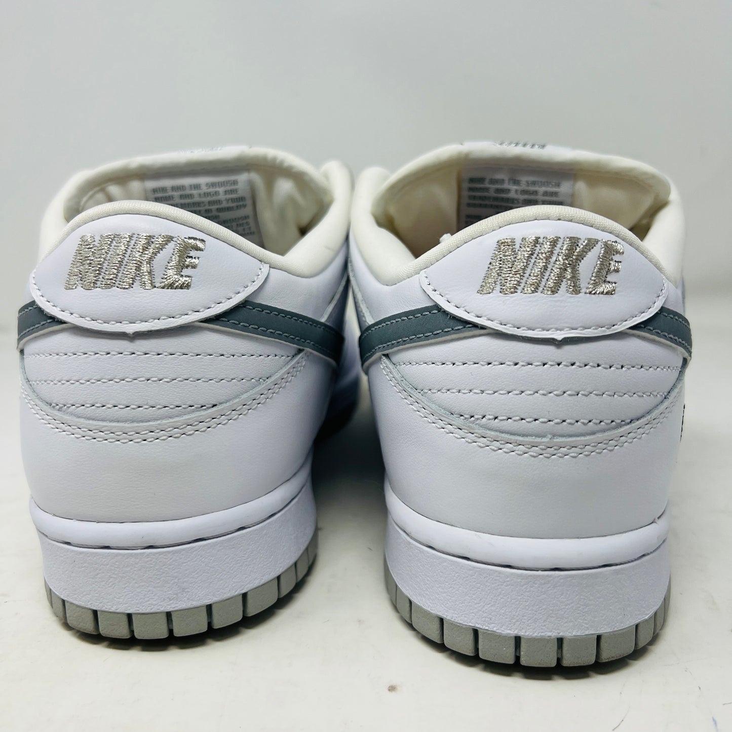 Nike SB Dunk Low Supreme 94 White Metallic Silver
