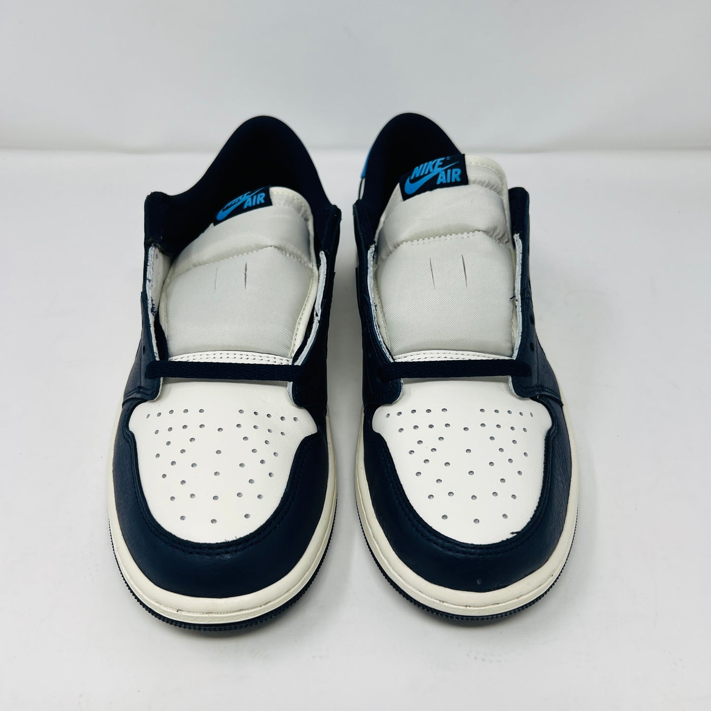 Jordan 1 Low OG Obsidian UNC