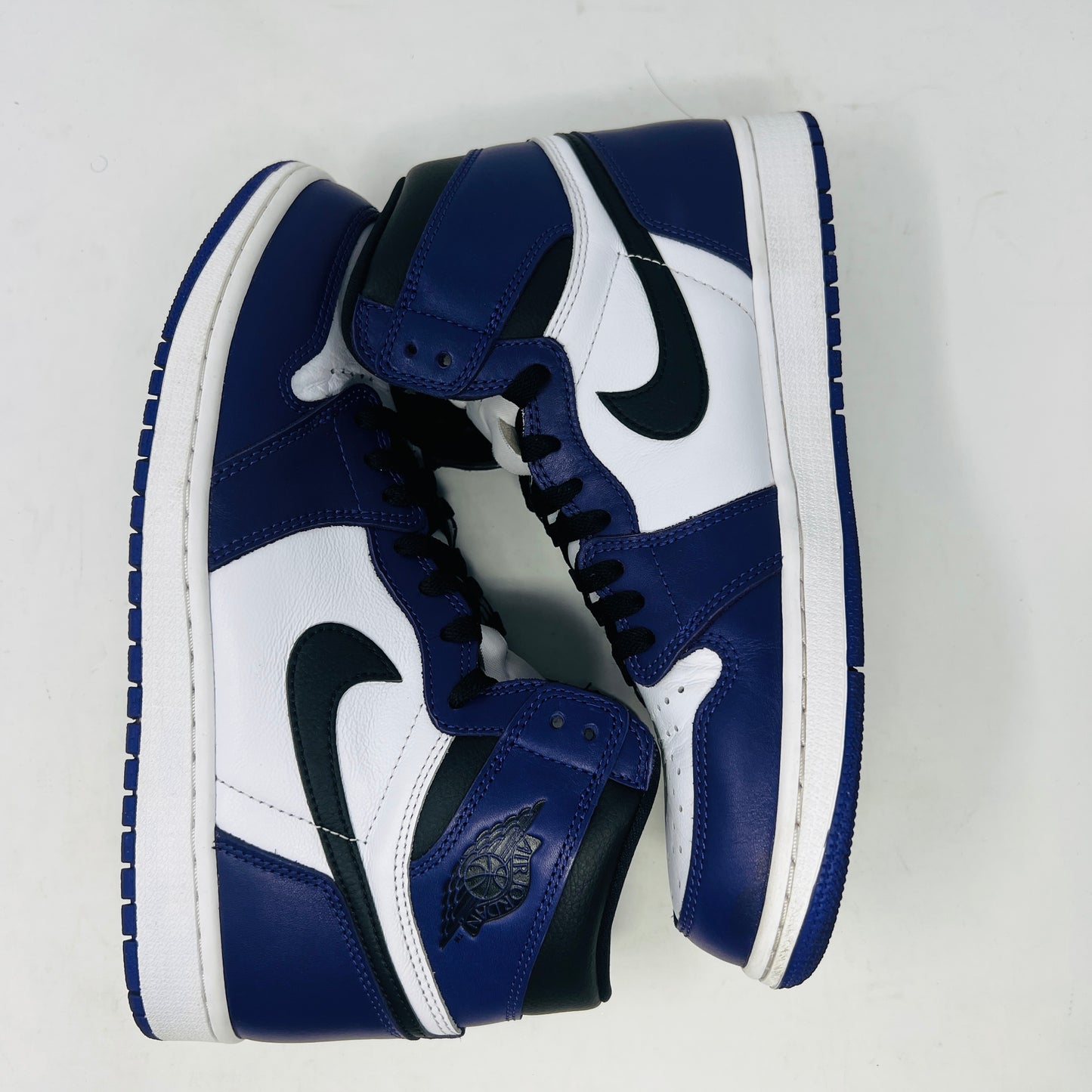 Jordan 1 Retro High Court Purple White