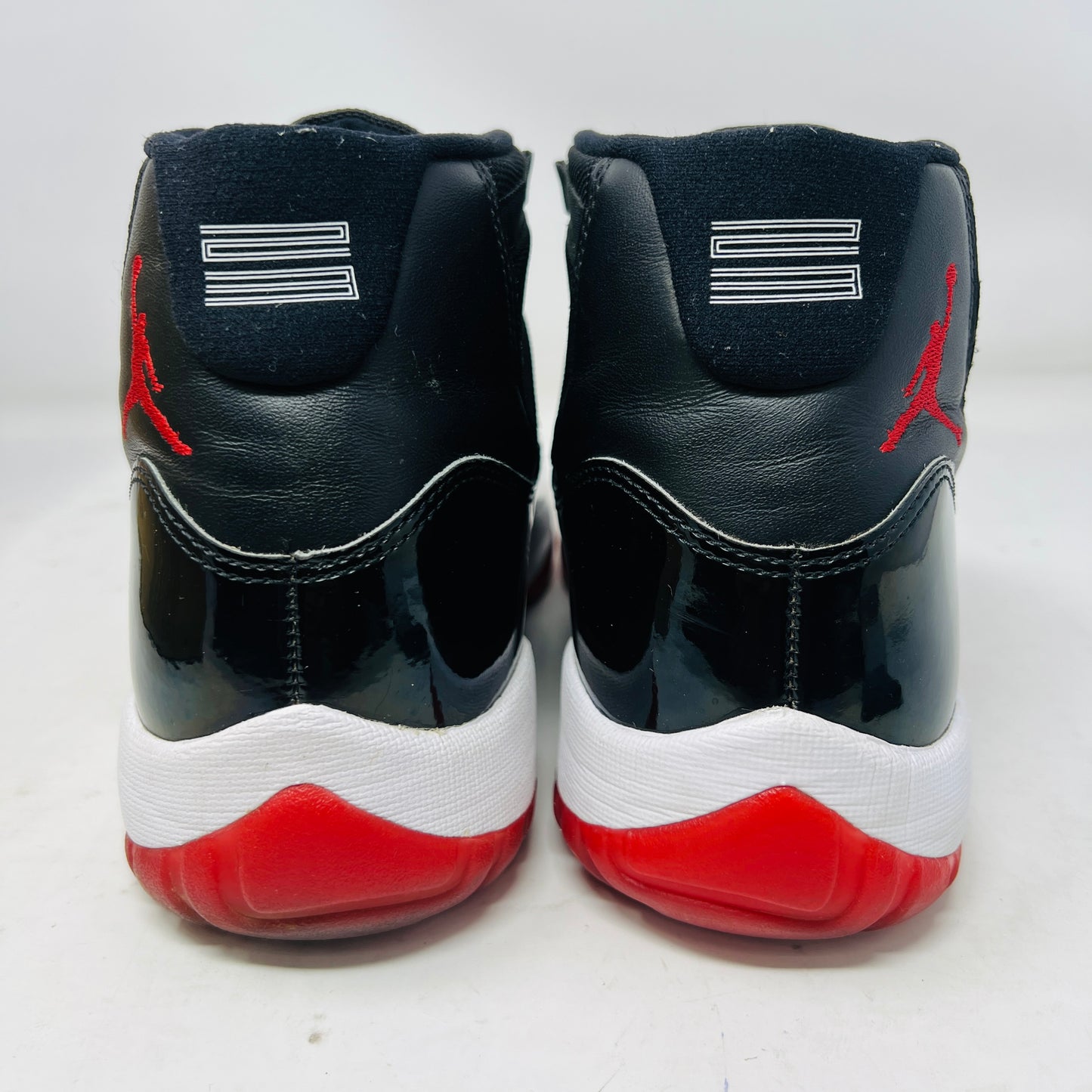 Jordan 11 Retro Playoffs Bred (2019)