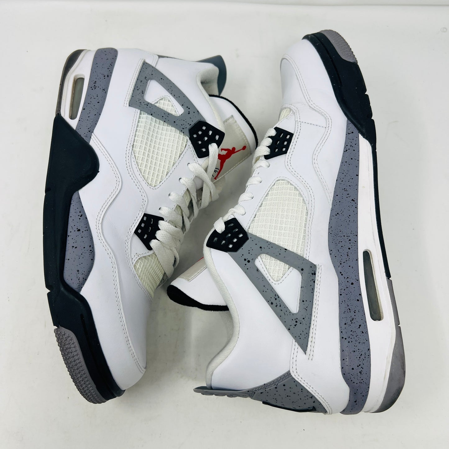 Jordan 4 Retro White Cement (2012)