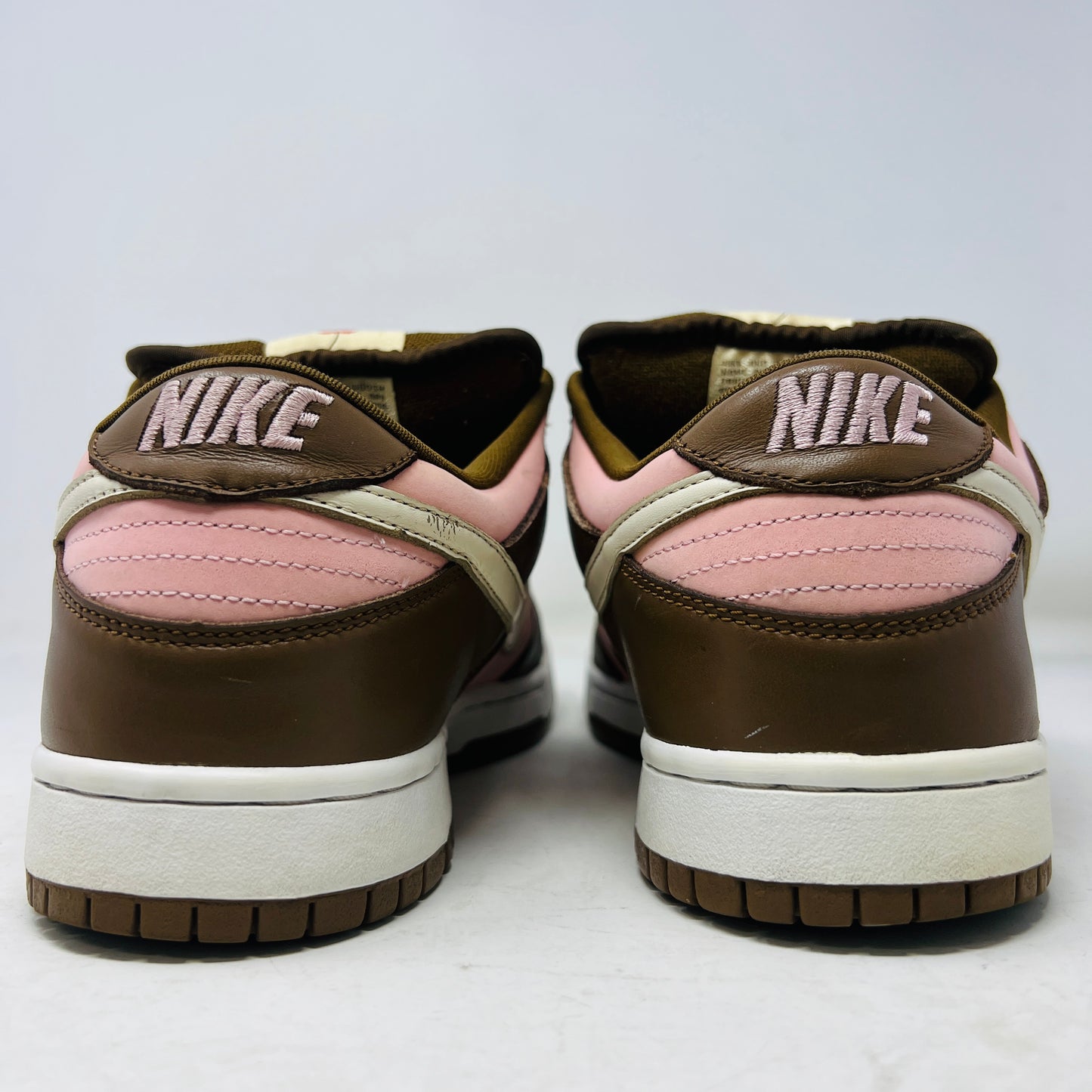 Nike SB Dunk Low Stussy Cherry