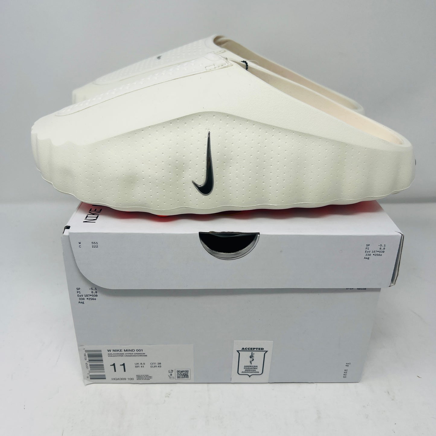 Nike Mind 001 Slide Sail (Women's)