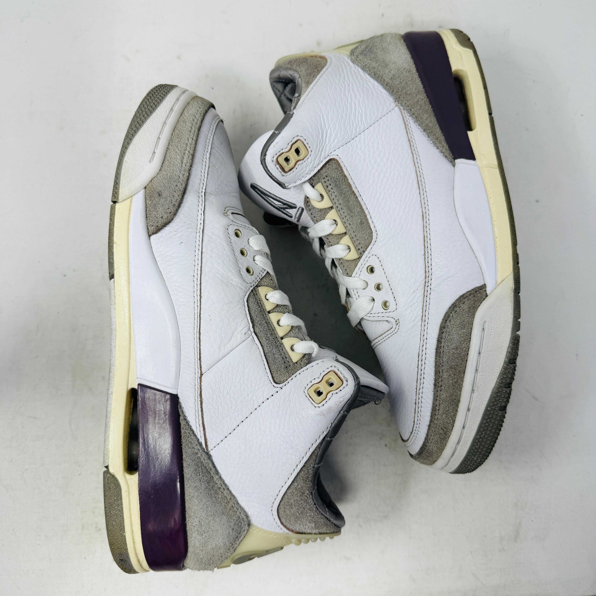 Women's Jordan 3 Retro SP A Ma Maniére sneakers with some markings and heel drag, includes box and hang tag from 2021.