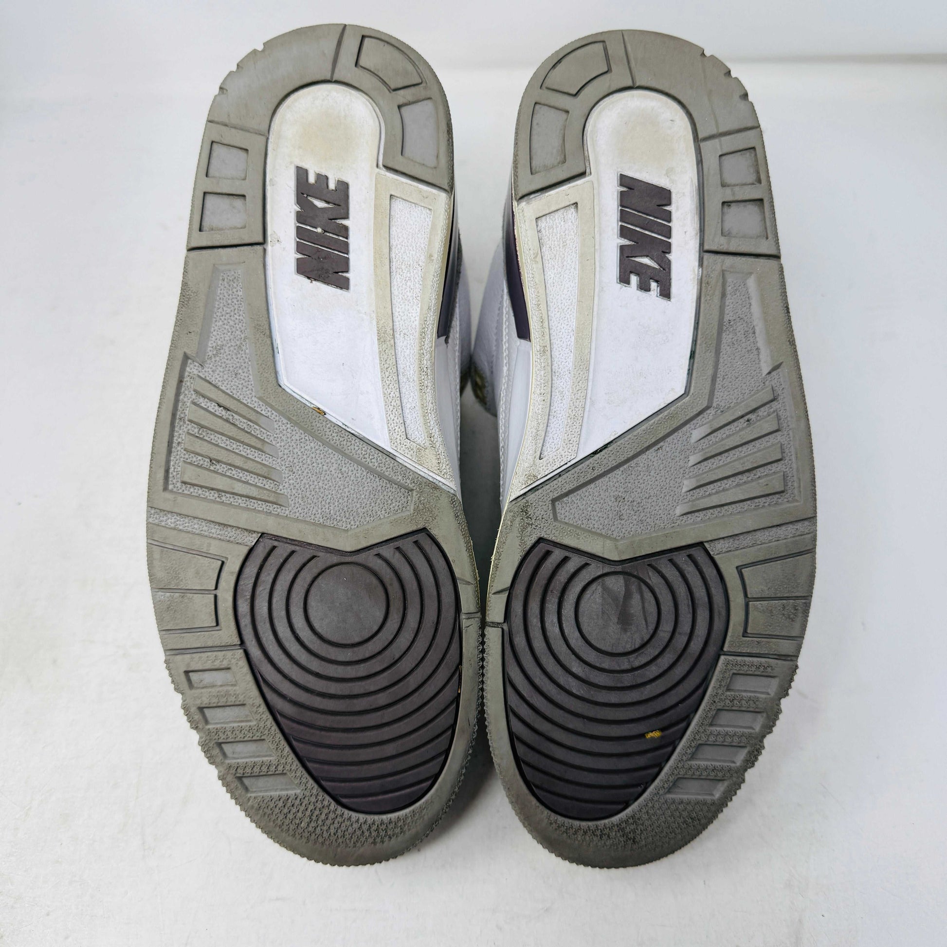 Women's Jordan 3 Retro SP A Ma Maniére sneakers with some markings and heel drag, includes box and hang tag from 2021.