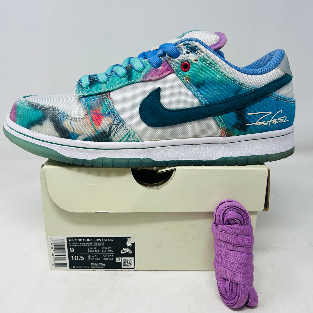Nike SB Dunk Low Futura Laboratories Bleached Aqua
