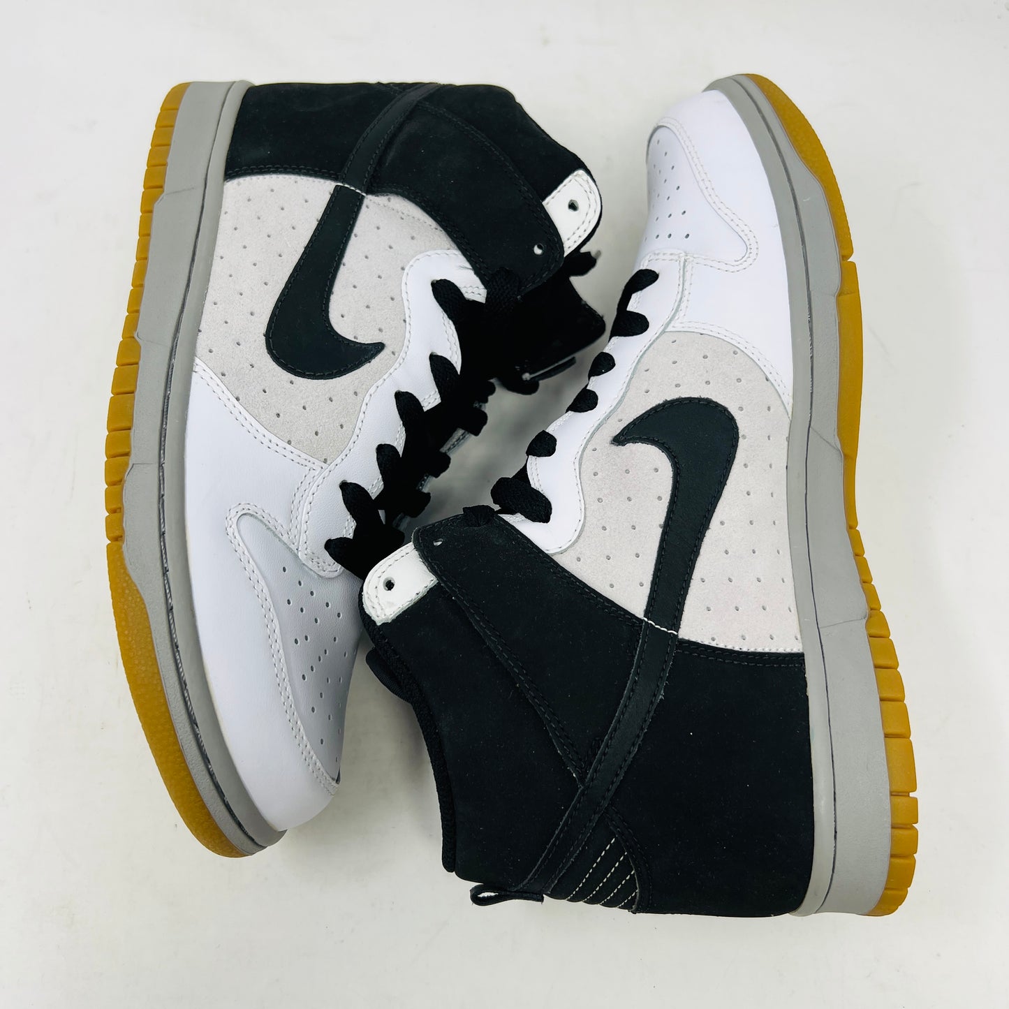 Nike Dunk High Premium White Black Grey SB Gum