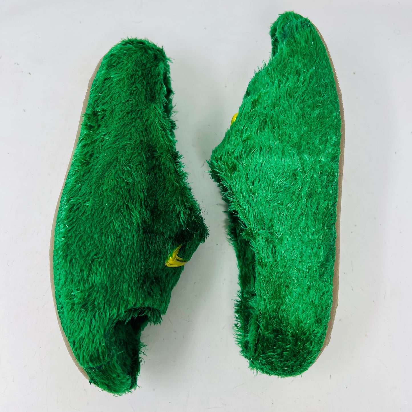 Nike ReactX Rejuven8 Slide .SWOOSH Touch Grass Kelly Green