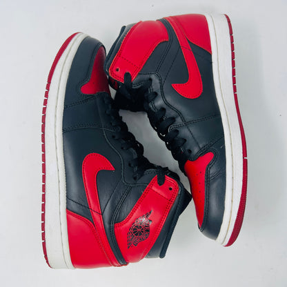 Jordan 1 Retro Bred (2013)
