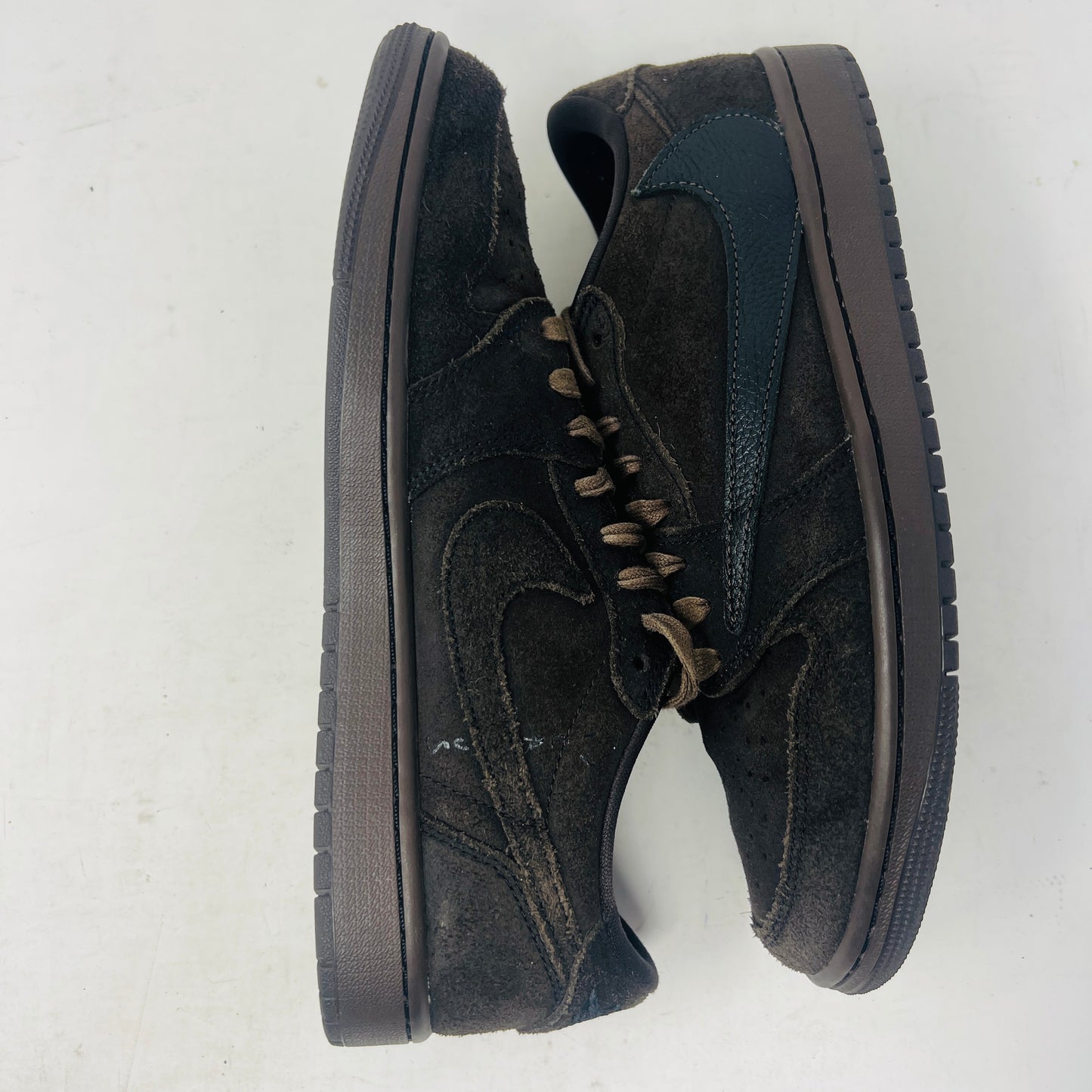 Jordan 1 Retro Low OG SP Travis Scott Velvet Brown