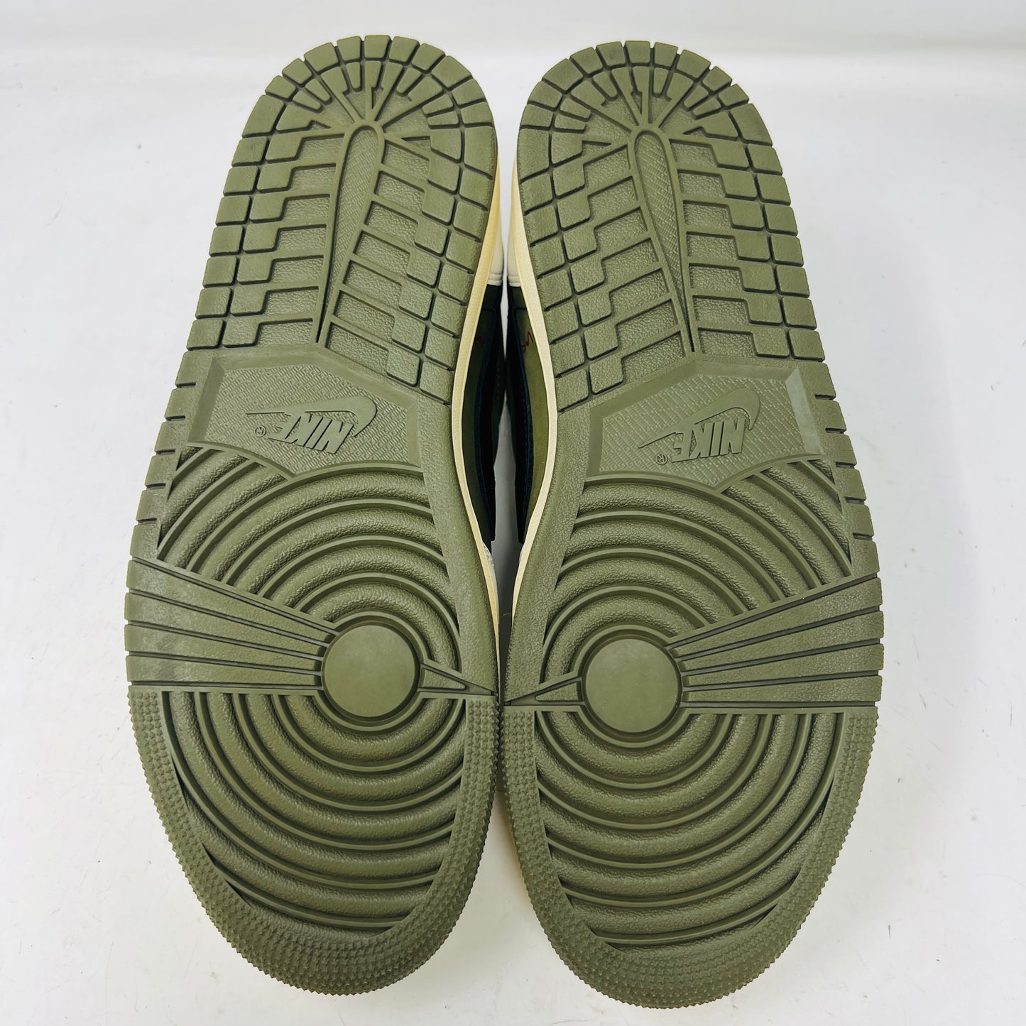 Jordan 1 Retro Low OG SP Travis Scott Medium Olive