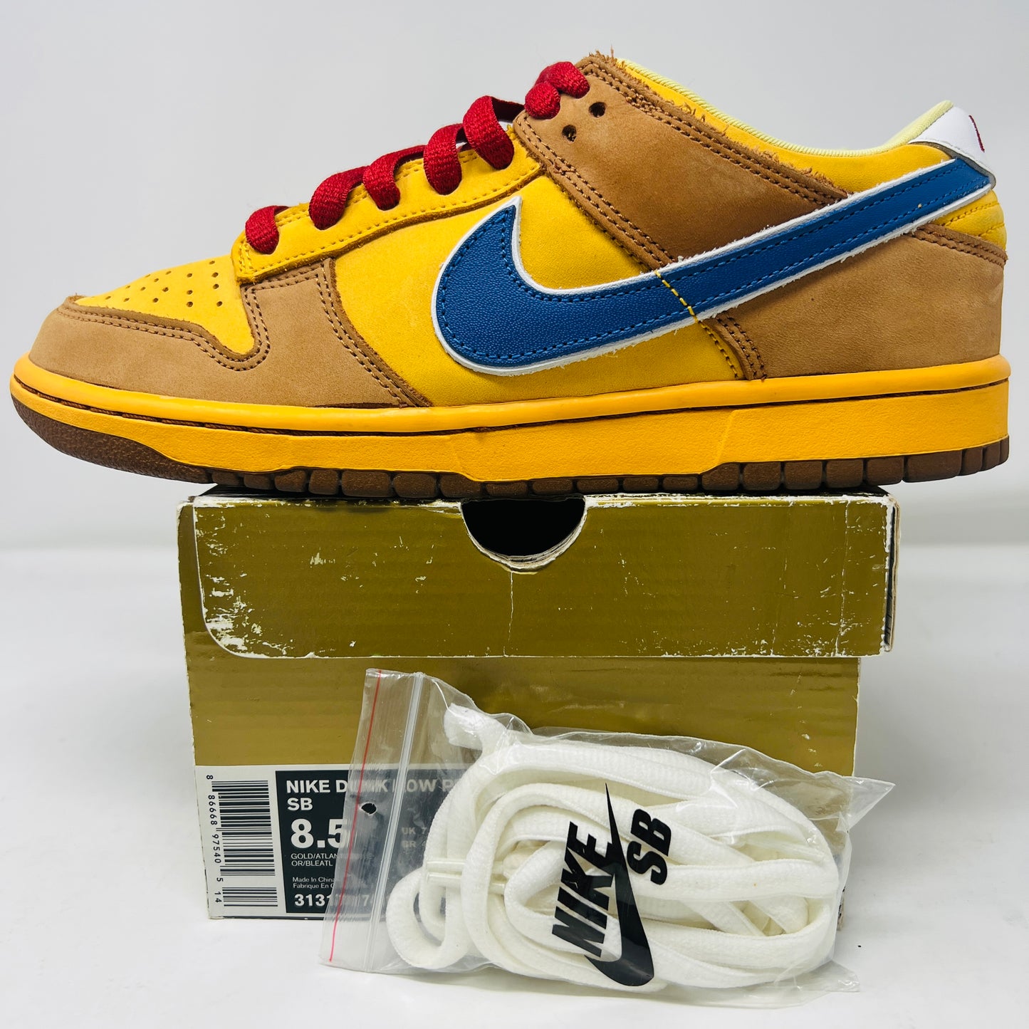 Nike SB Dunk Low Newcastle Brown Ale
