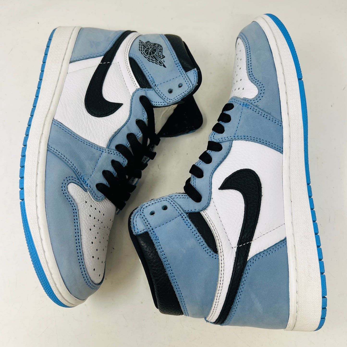 Jordan 1 Retro High OG University Blue