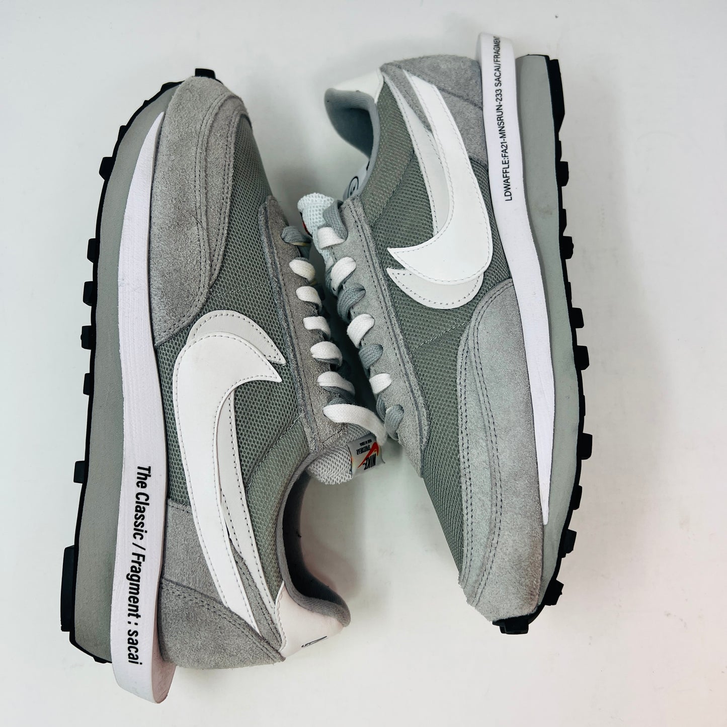 Nike LD Waffle SF sacai Fragment Grey
