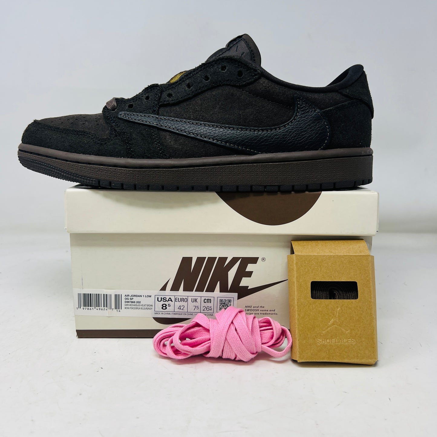 Jordan 1 Retro Low OG SP Travis Scott Velvet Brown