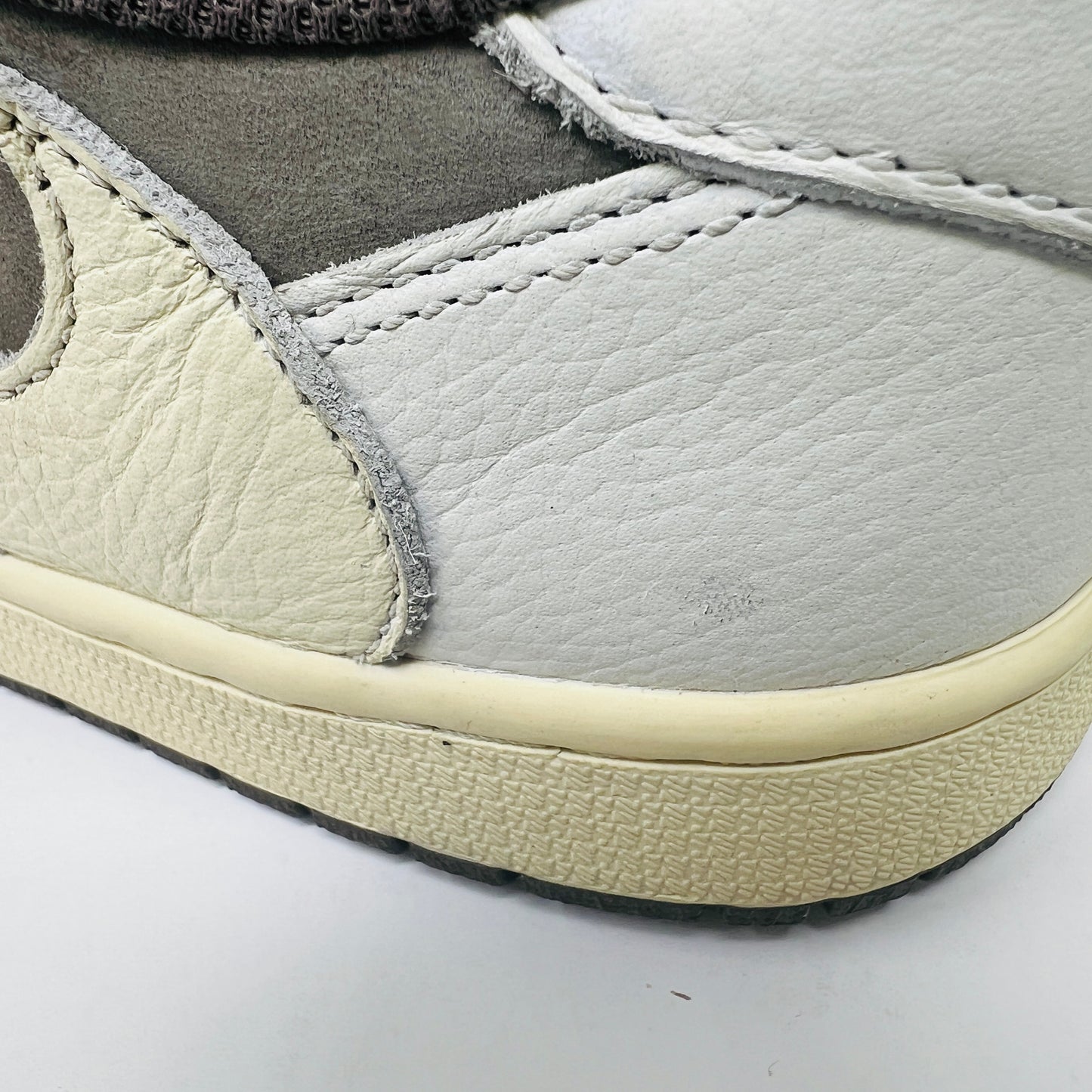 Jordan 1 Retro Low OG SP Travis Scott Reverse Mocha