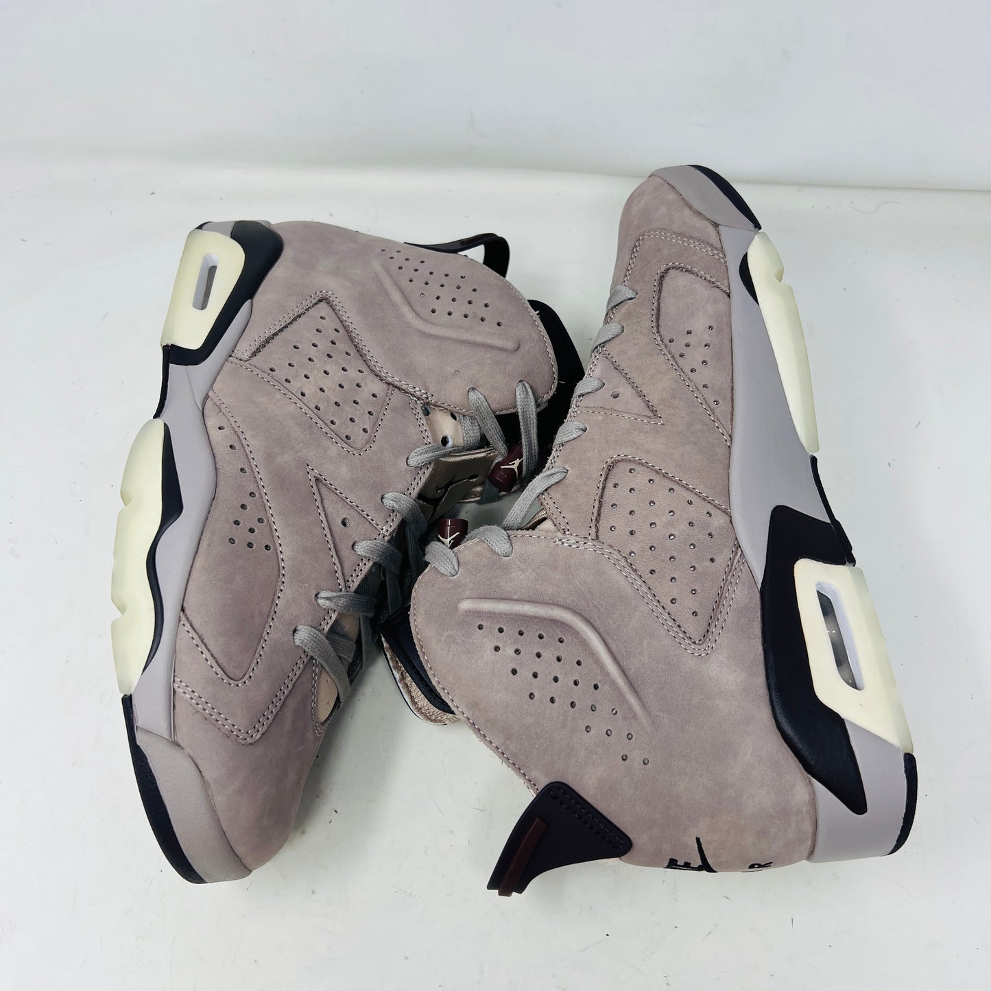 Jordan 6 Retro A Ma Maniére Smokey Mauve
