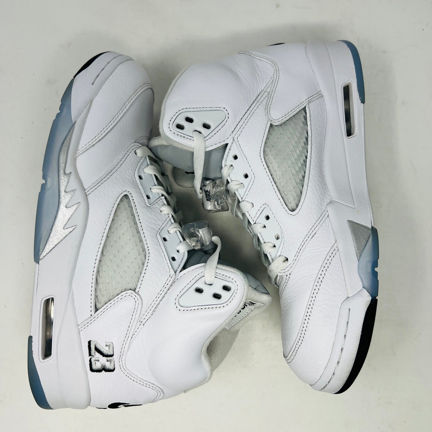 Jordan 5 Retro White Metallic (2026)