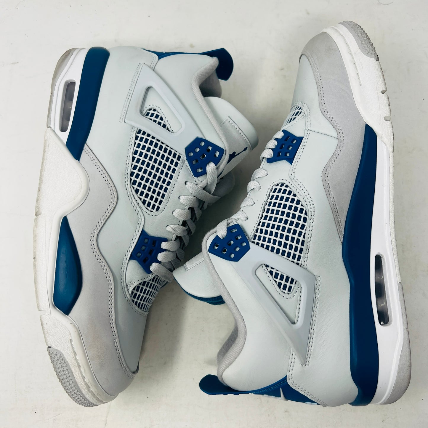 Jordan 4 Retro Military Blue (2024)