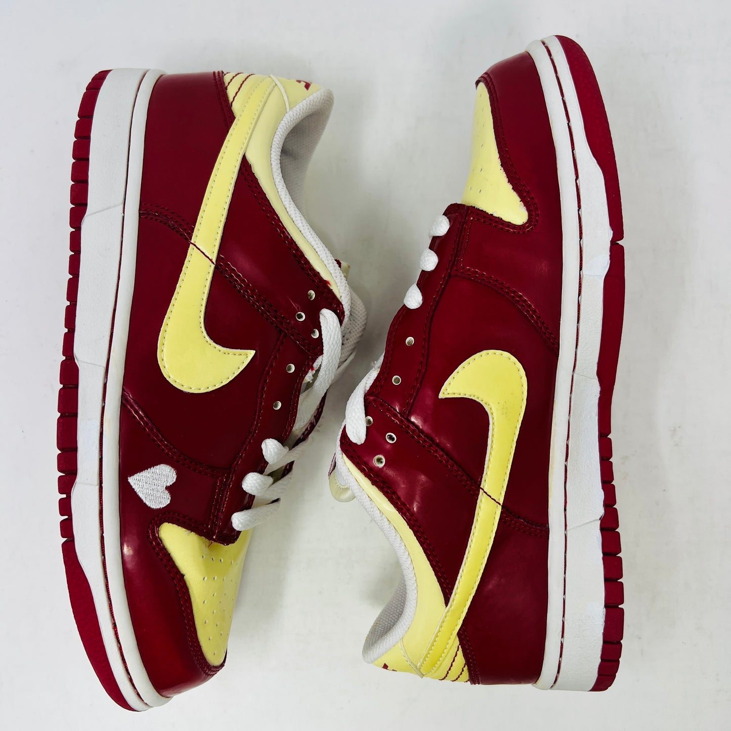Nike Dunk Low Valentines Day (Women's) (2004)