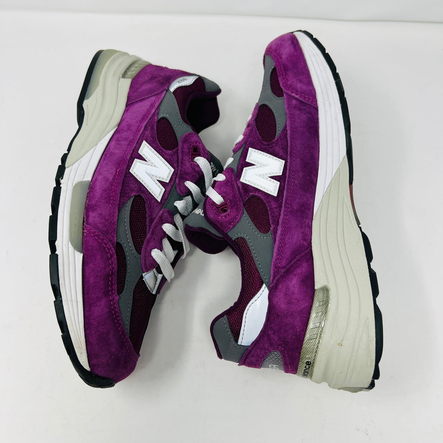 New Balance 992 Maroon