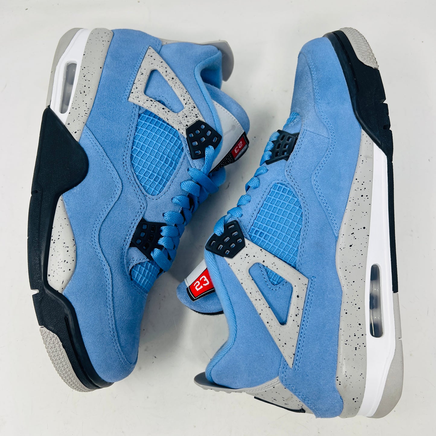 Jordan 4 Retro University Blue