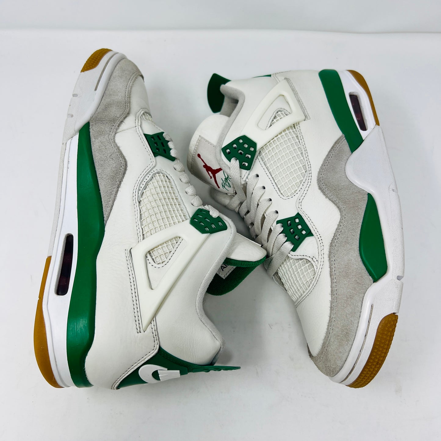 Jordan 4 Retro SB Pine Green