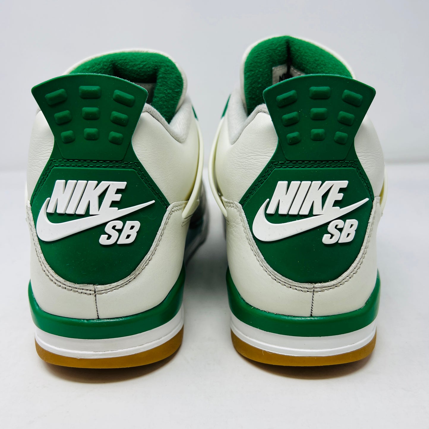 Jordan 4 Retro SB Pine Green