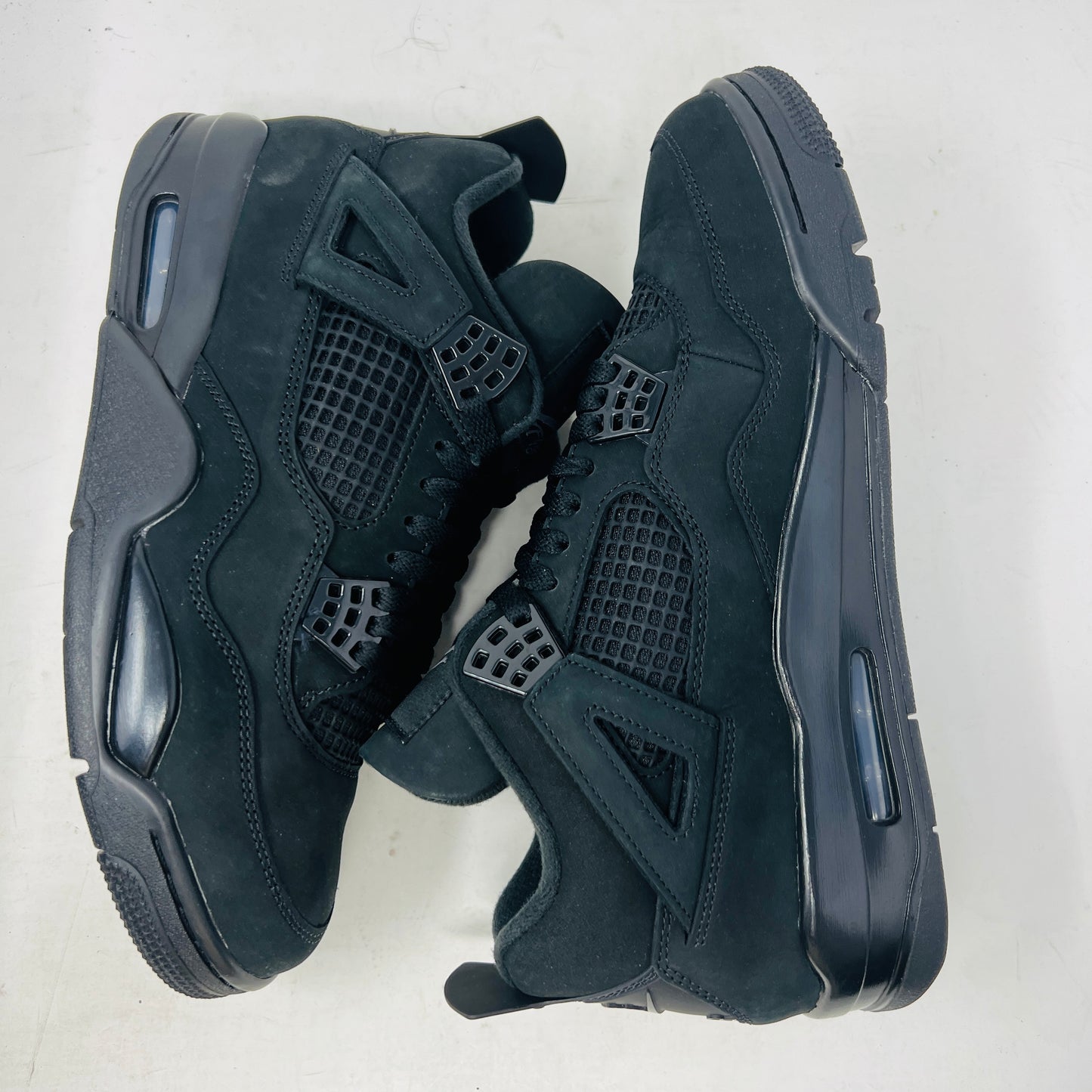 Jordan 4 Retro Black Cat (2025)