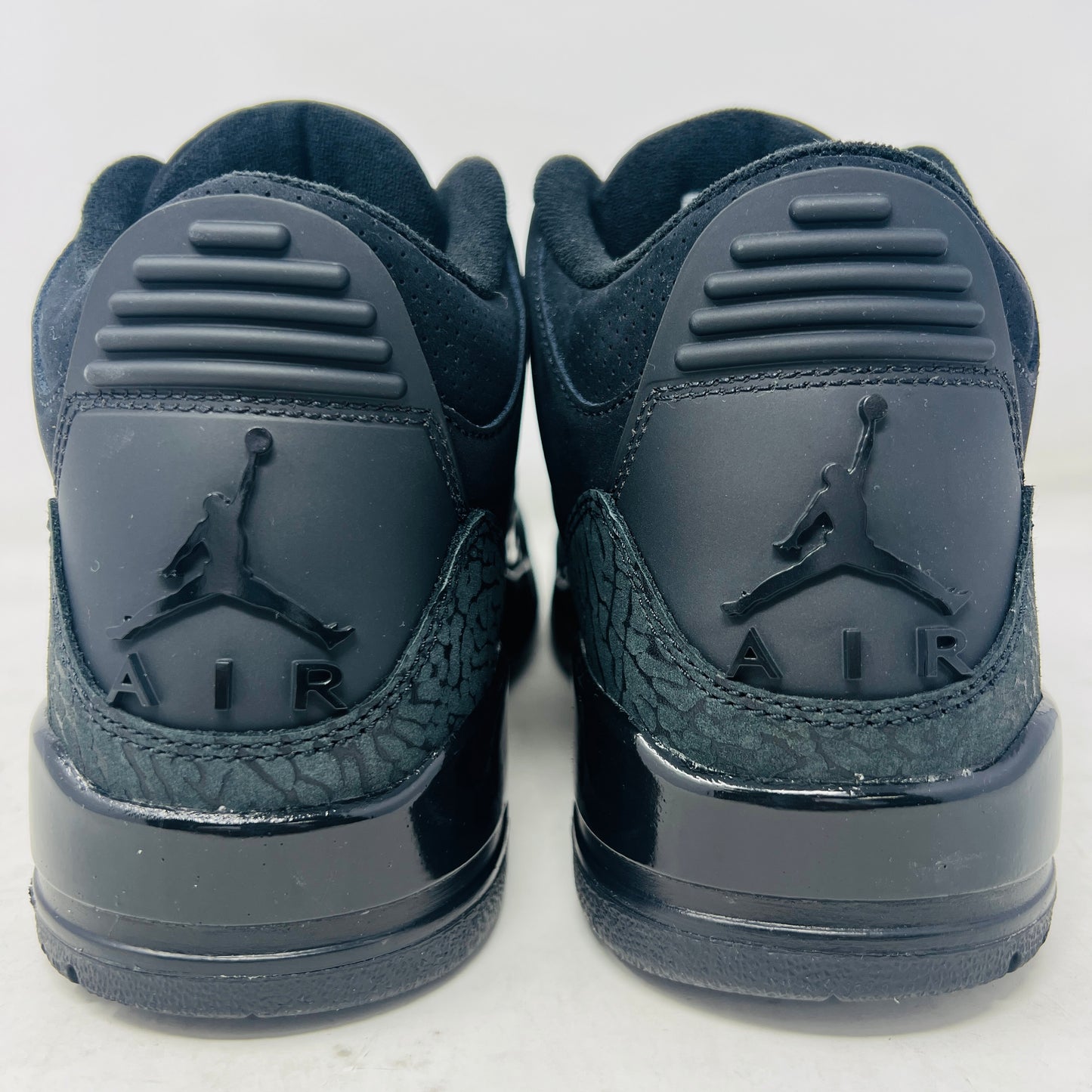 Jordan 3 Retro Black Cat (2025)