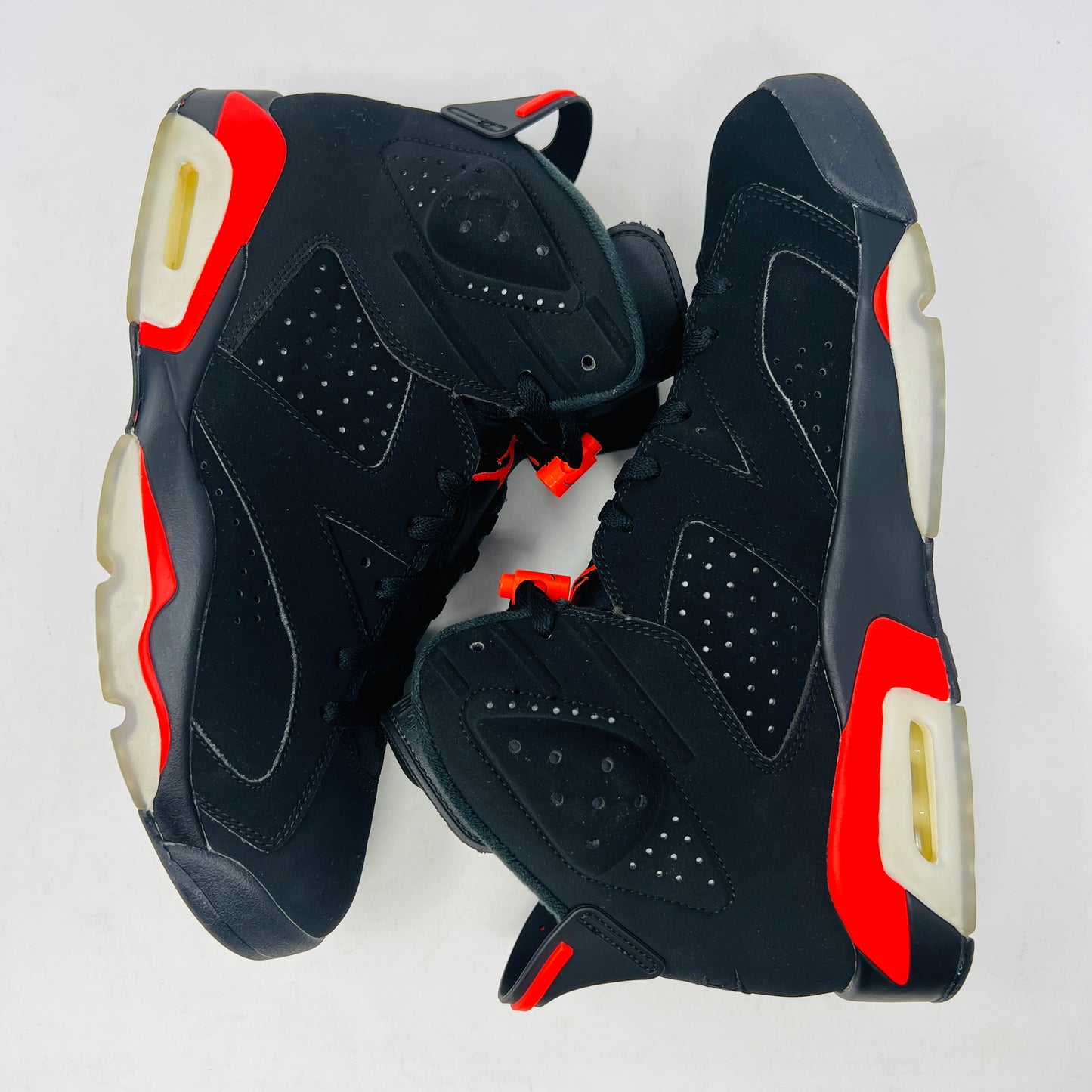 Jordan 6 Retro Black Infrared (2019)