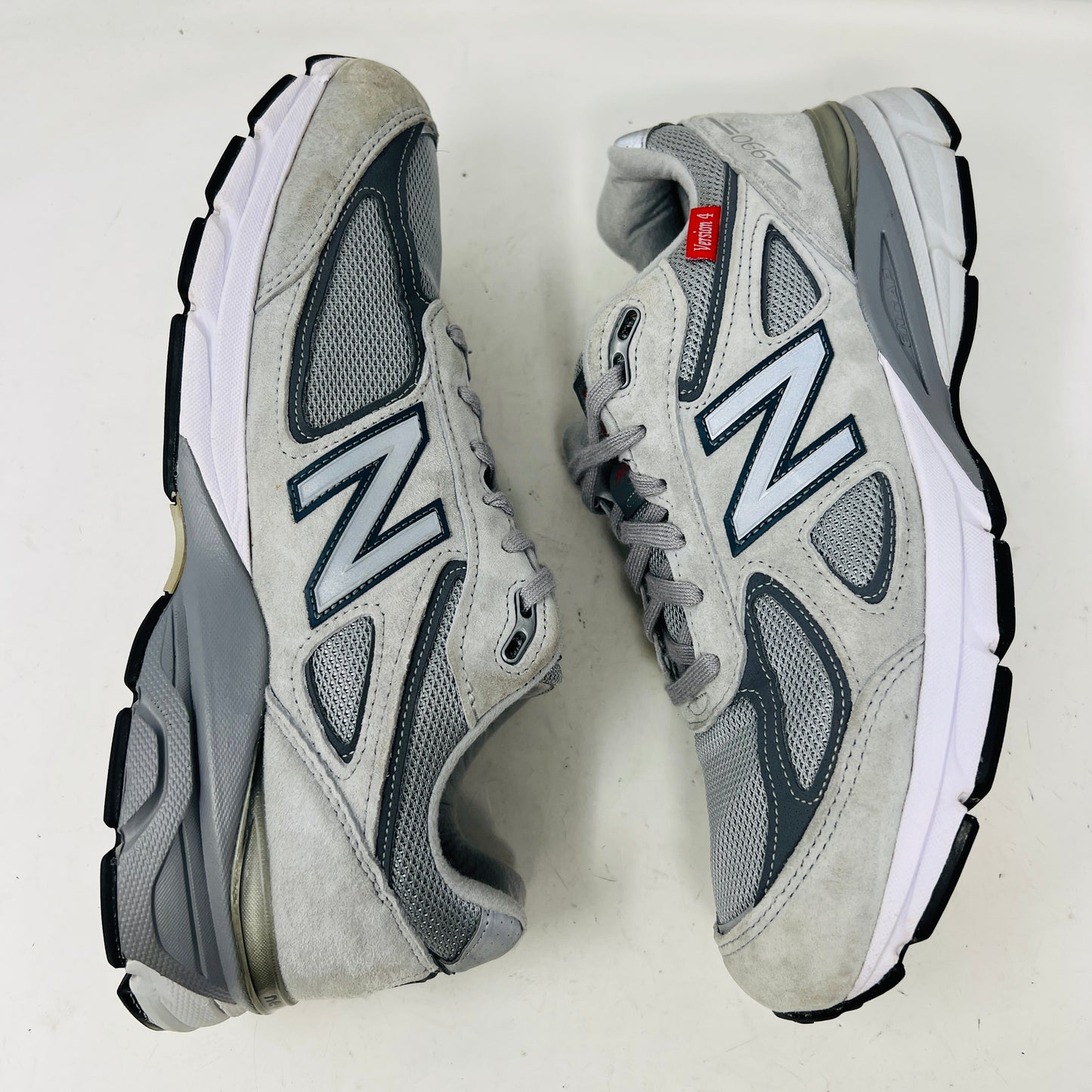New Balance 990v4 Version 4 Grey