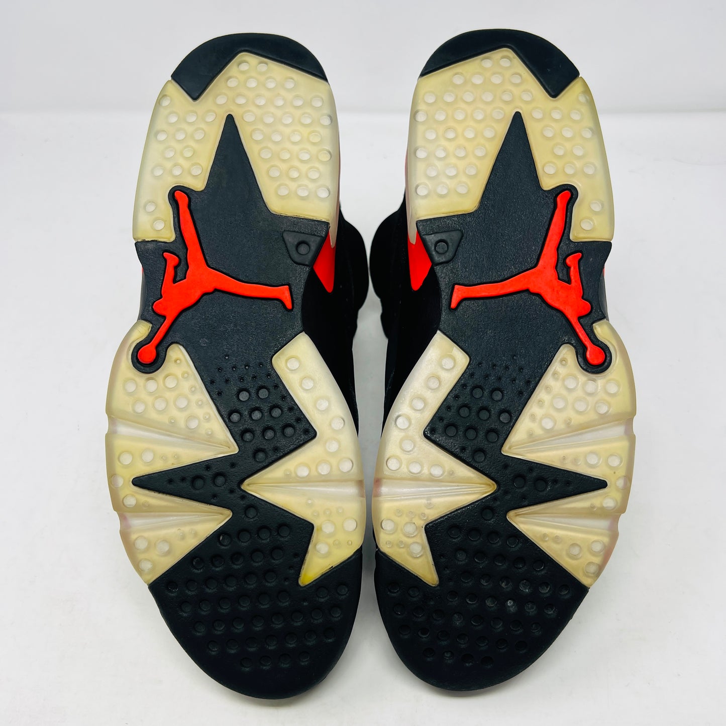 Jordan 6 Retro Black Infrared (2019)