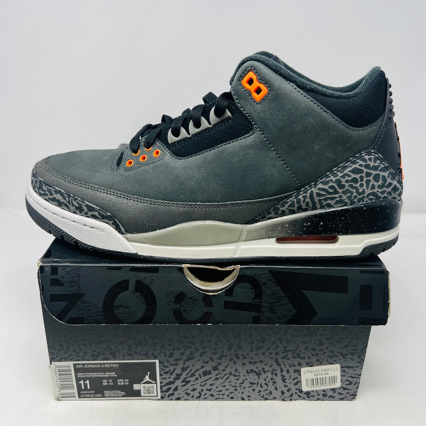Jordan 3 Retro Fear Pack (2023)