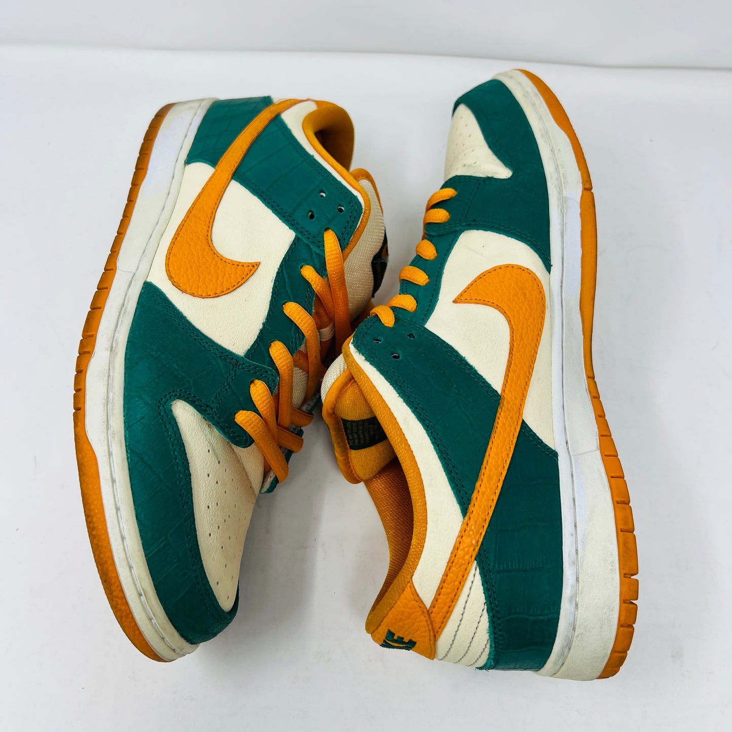 Nike SB Dunk Low Legion Pine Kumquat
