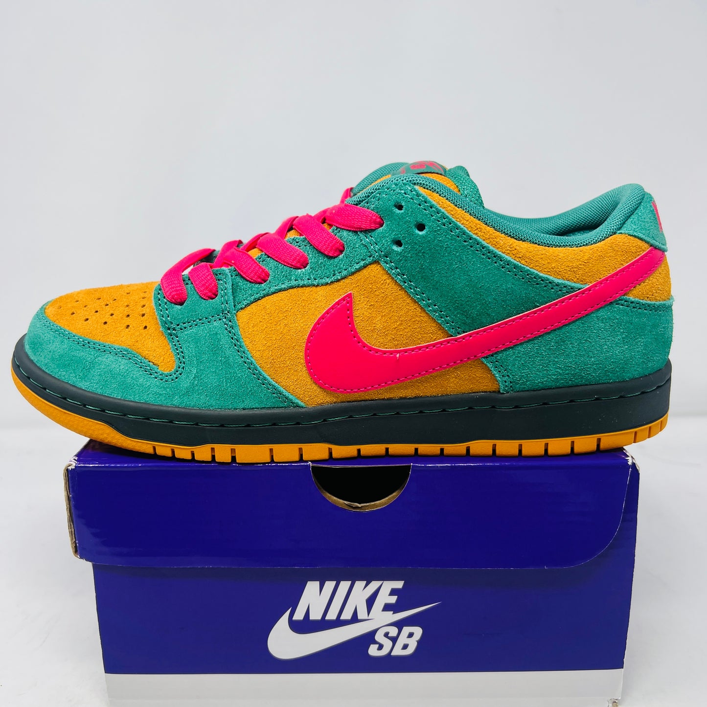 Nike SB Dunk Low Pro Green Noise Watermelon