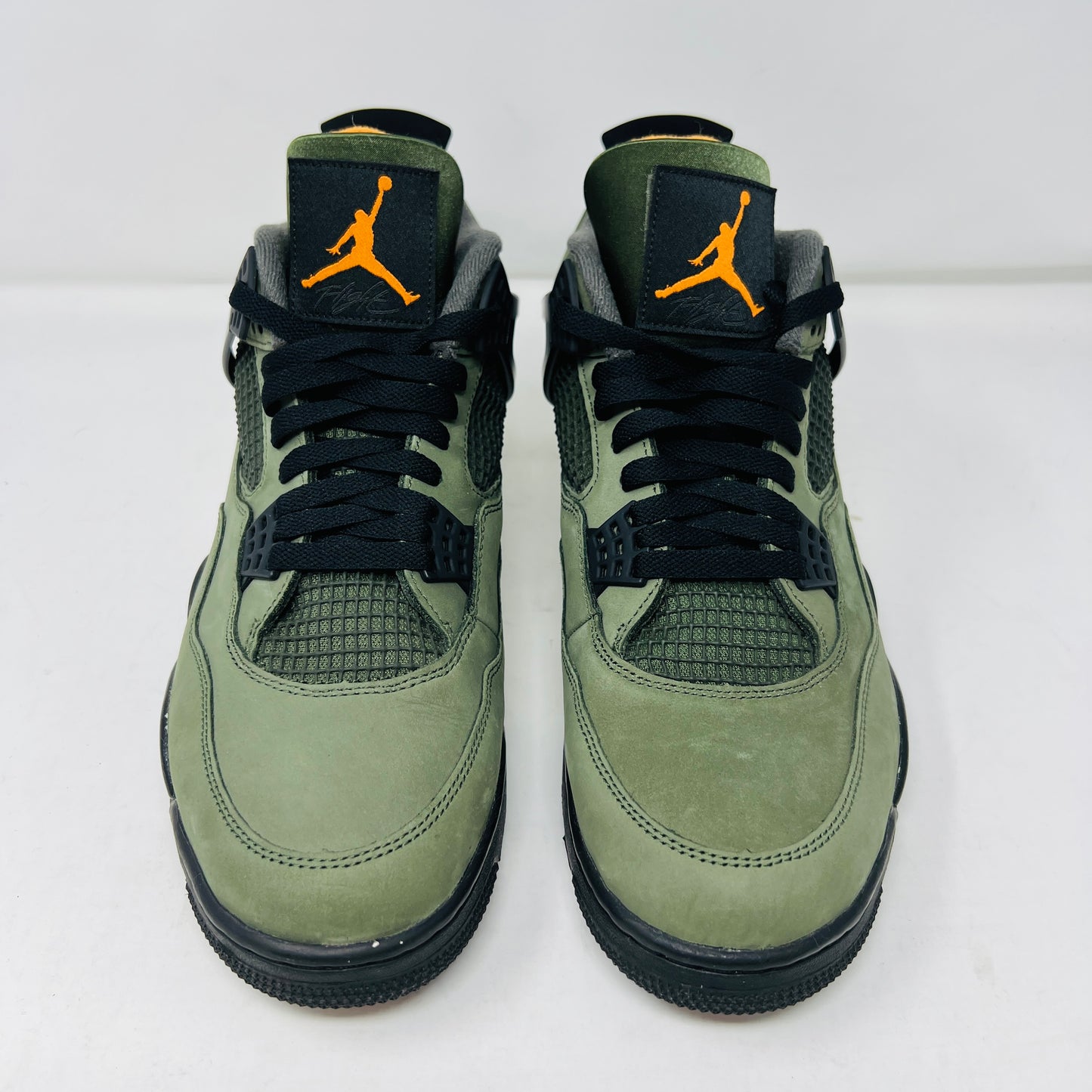 Jordan 4 Retro OG SP Undefeated (2025)