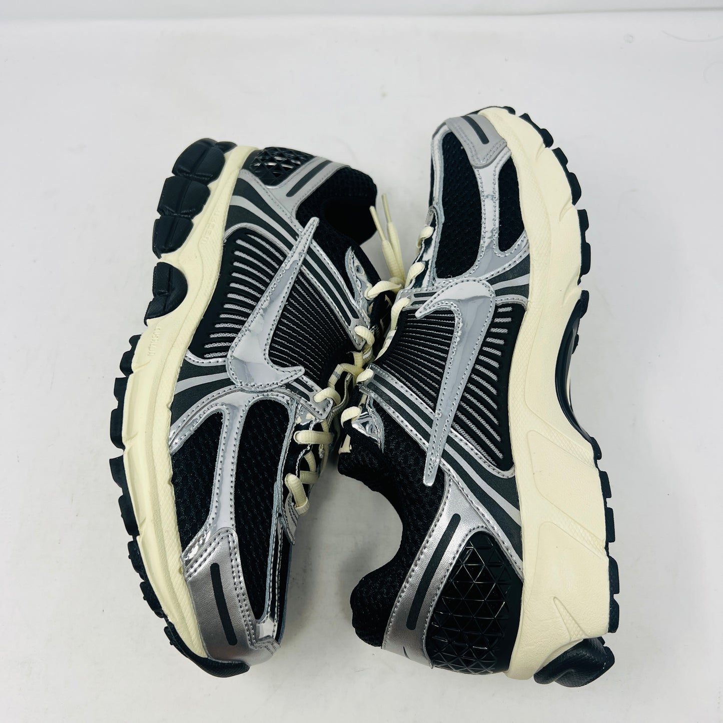 Nike Zoom Vomero 5 Black Chrome