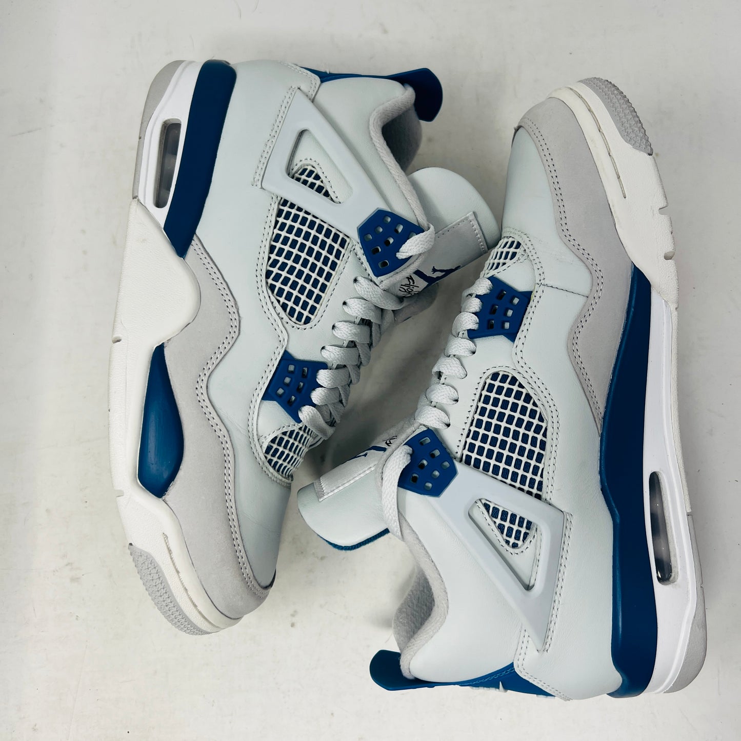 Jordan 4 Retro Military Blue (2024)