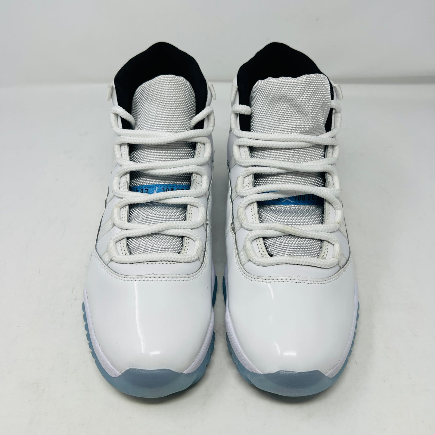 Jordan 11 Retro Legend Blue (2024)