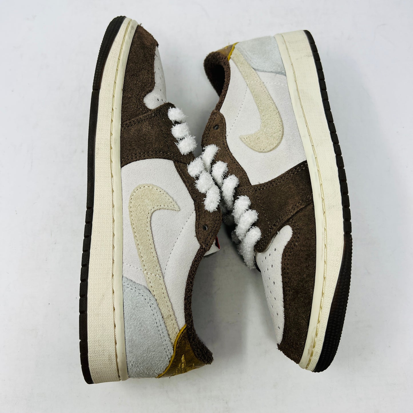 Jordan 1 Retro Low OG Year of the Rabbit