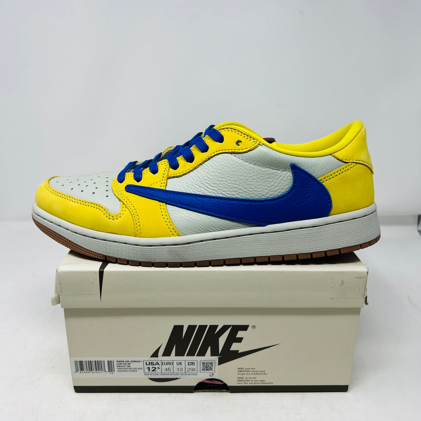 Jordan 1 Retro Low OG SP Travis Scott Canary (Women's)