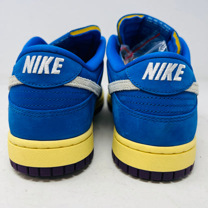 Nike Dunk Low Undefeated 5 On It Dunk vs. AF1